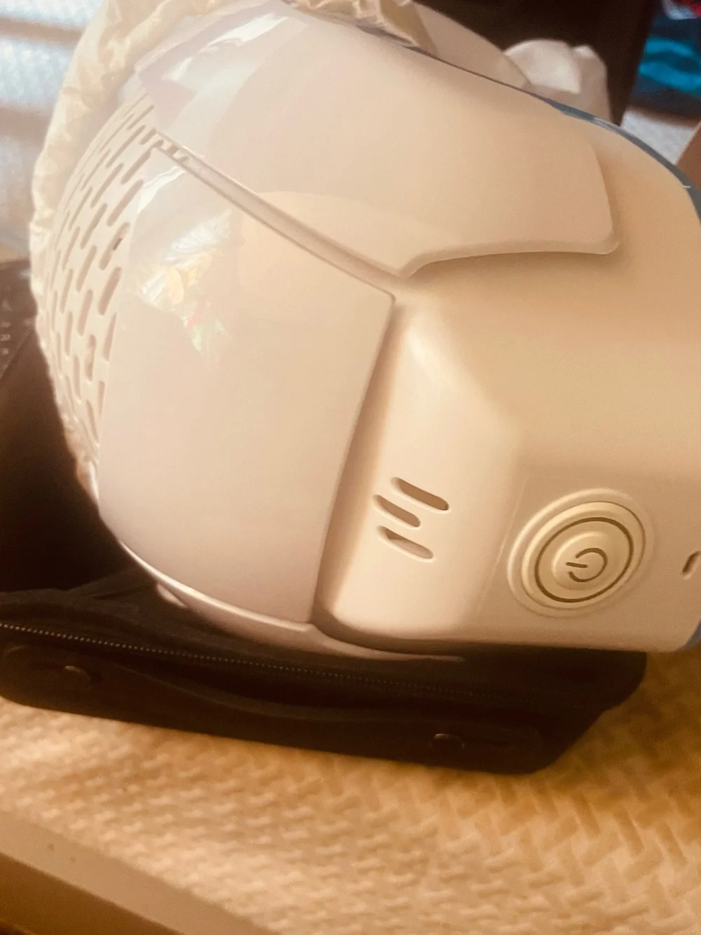 Bosley TheiaDome LH80 PRO Women’s Hair Treatment Device - White
